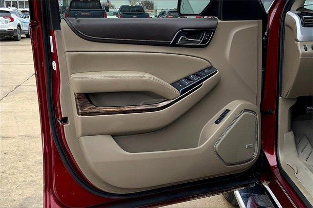 2020 GMC Yukon XL Vehicle Photo in TOPEKA, KS 66609-0000