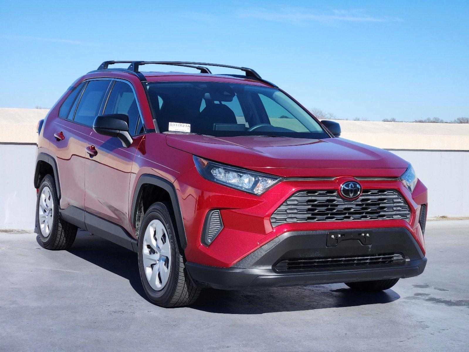 2019 Toyota RAV4 Vehicle Photo in DALLAS, TX 75209