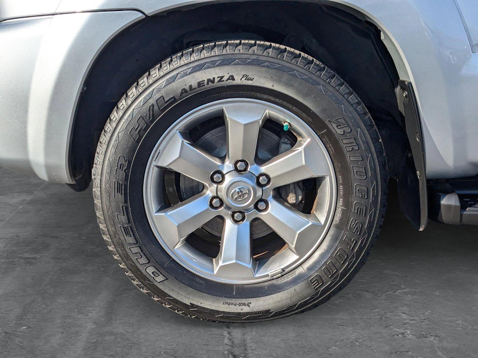 2006 Toyota 4Runner Vehicle Photo in VALENCIA, CA 91355-1705