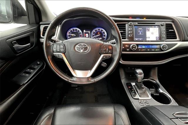 2018 Toyota Highlander Vehicle Photo in San Antonio, TX 78230