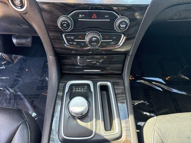 2016 Chrysler 300 Vehicle Photo in MEDINA, OH 44256-9631