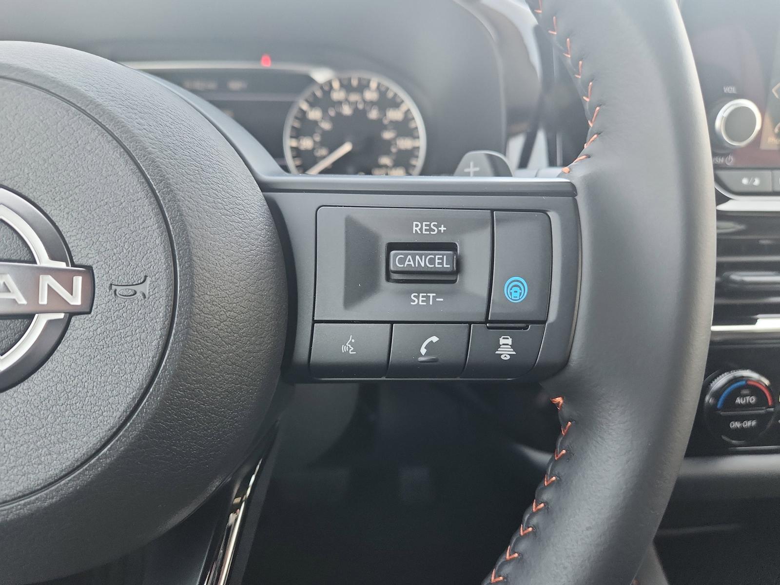 2025 Nissan Pathfinder Vehicle Photo in Albuquerque, NM 87110