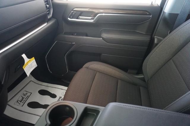 2025 Chevrolet Silverado 1500 Vehicle Photo in FAIRMONT, WV 26554-2318