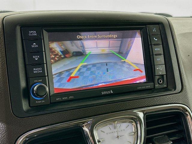 2012 Chrysler Town & Country Vehicle Photo in Doylsetown, PA 18901