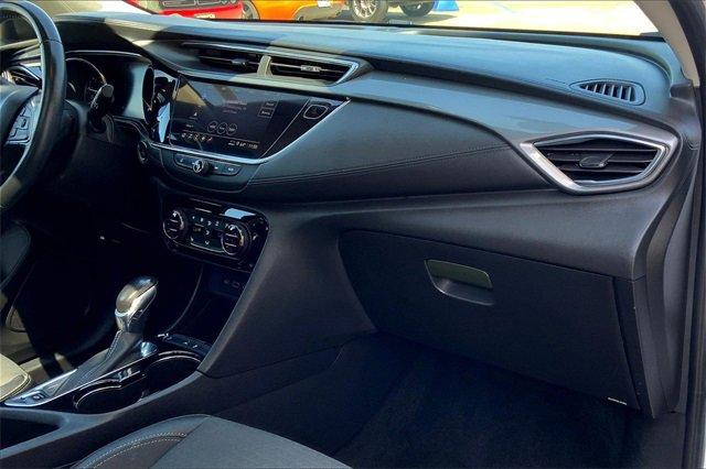 2021 Buick Encore GX Vehicle Photo in TOPEKA, KS 66609-0000