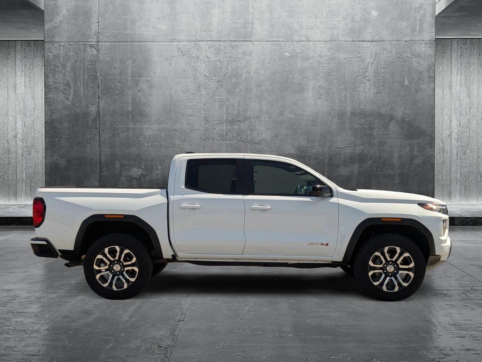 2024 GMC Canyon Vehicle Photo in St. Petersburg, FL 33713