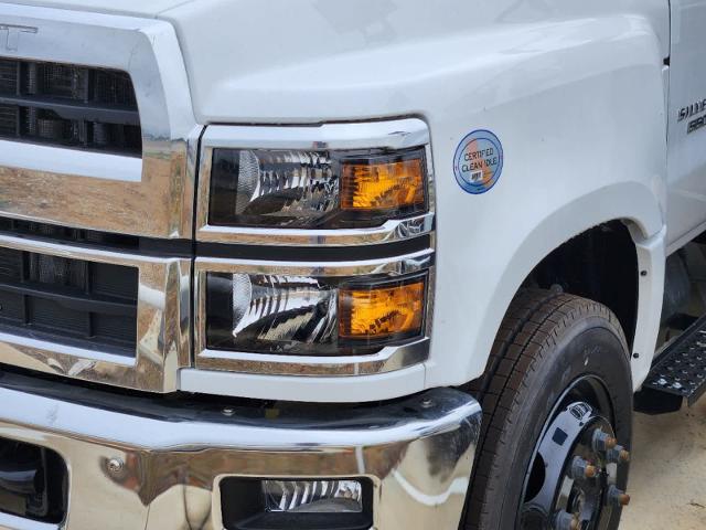 2024 Chevrolet Silverado Chassis Cab Vehicle Photo in LEWISVILLE, TX 75067