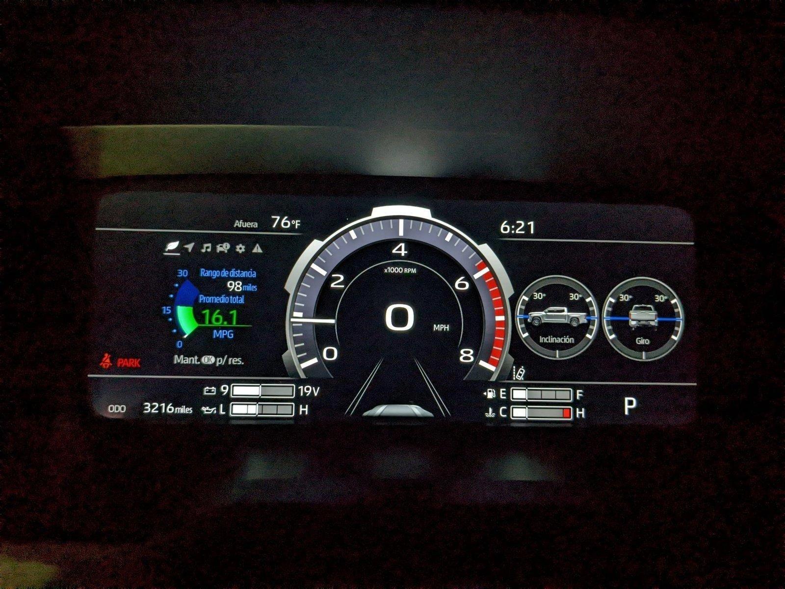 2025 Toyota Tundra 4WD Vehicle Photo in Davie, FL 33331