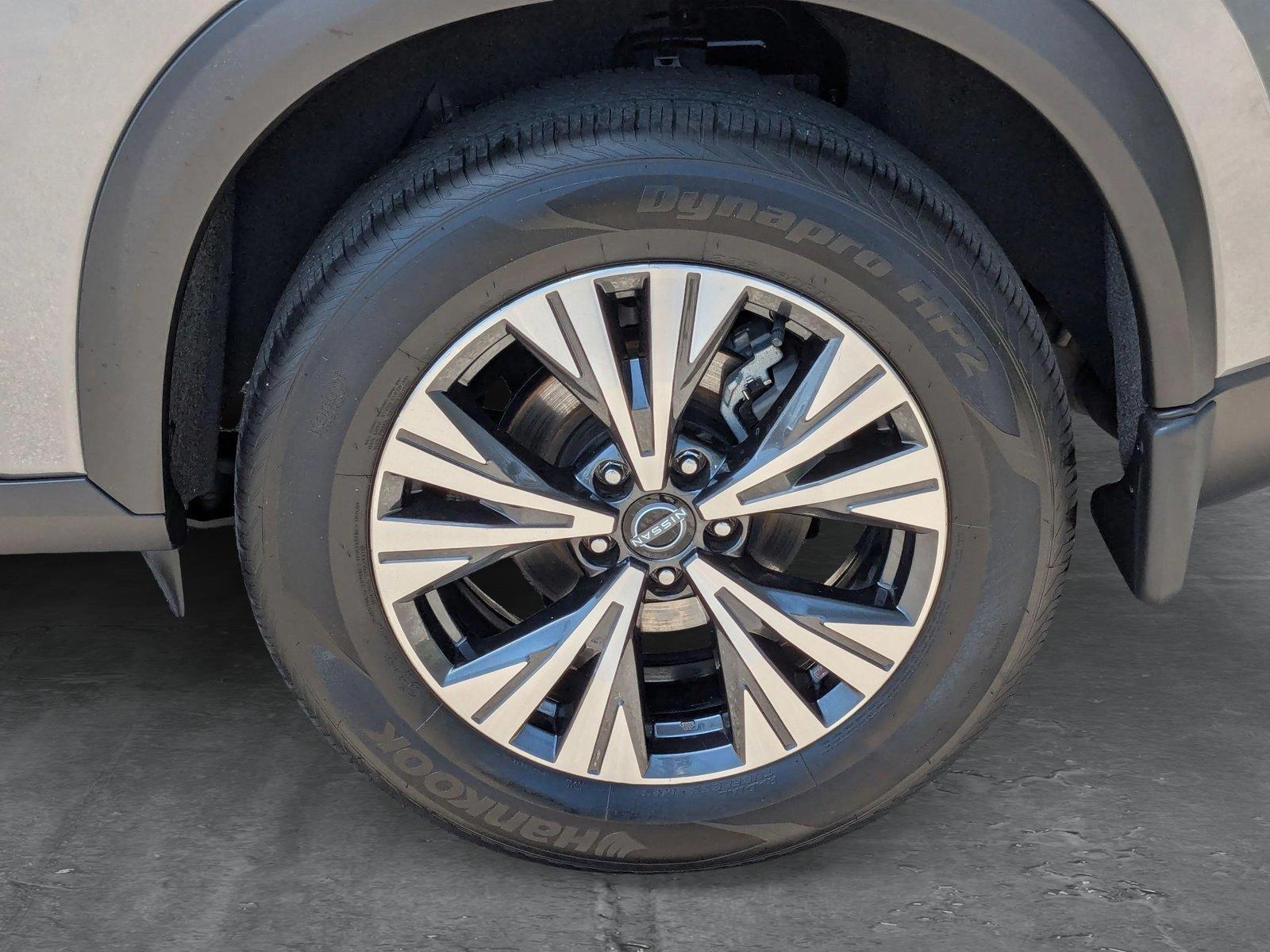 2023 Nissan Rogue Vehicle Photo in Miami, FL 33169
