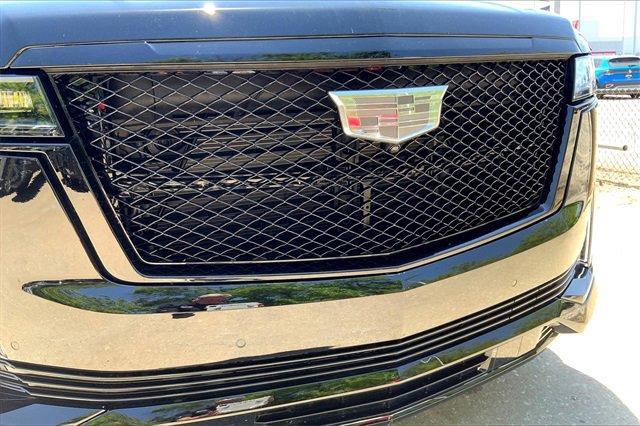 2023 Cadillac Escalade Vehicle Photo in KANSAS CITY, MO 64114-4545