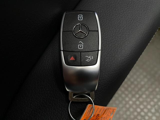 2025 Mercedes-Benz GLE Vehicle Photo in Appleton, WI 54913