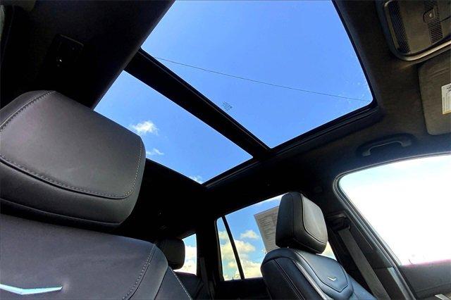 2024 Cadillac XT6 Vehicle Photo in TOPEKA, KS 66609-0000