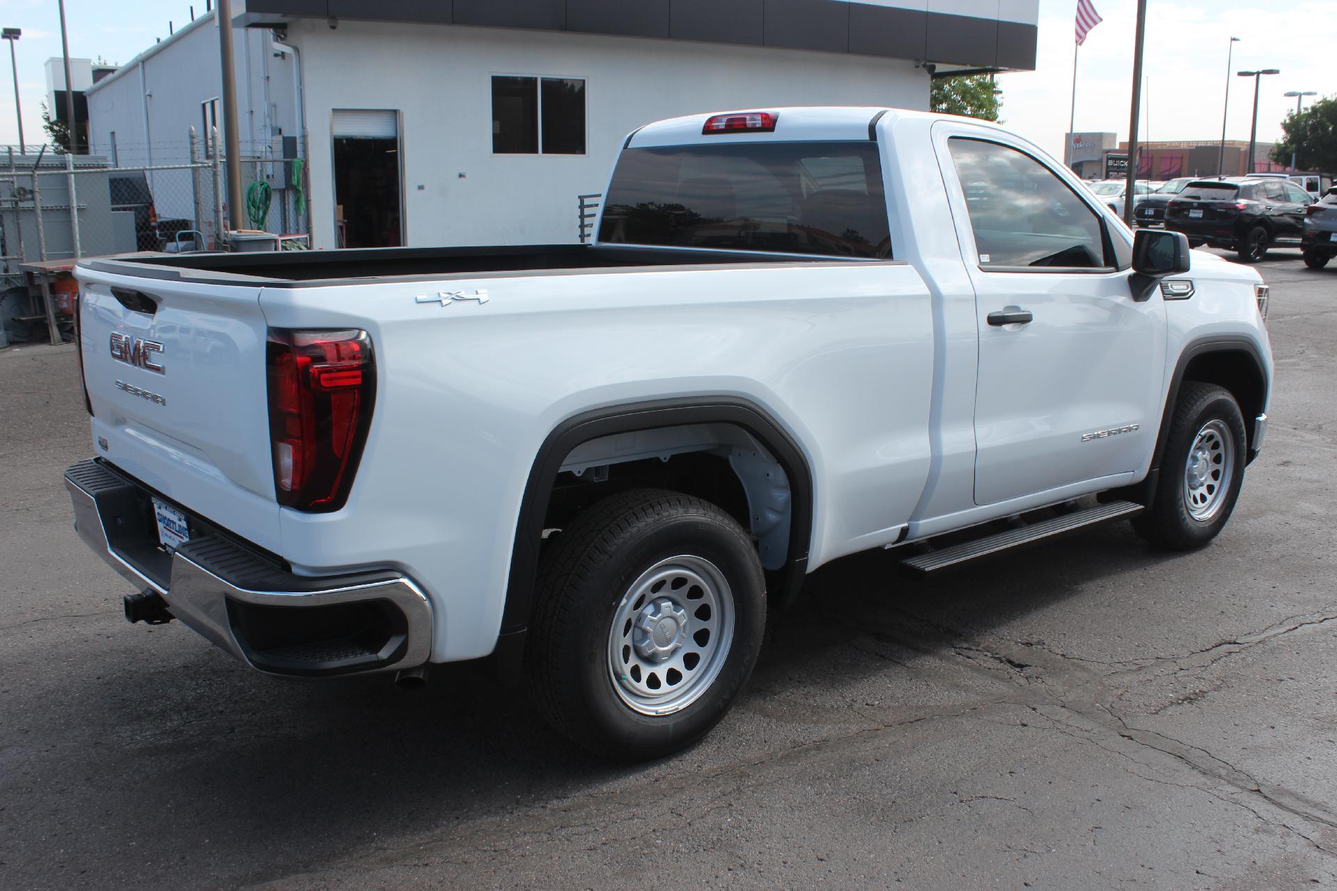 2025 GMC Sierra 1500 Vehicle Photo in AURORA, CO 80012-4011