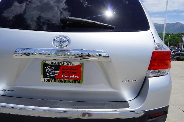 2013 Toyota Highlander Vehicle Photo in Riverdale, UT 84405