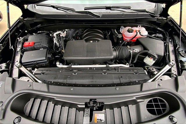 2025 Chevrolet Tahoe Vehicle Photo in KANSAS CITY, MO 64114-4502