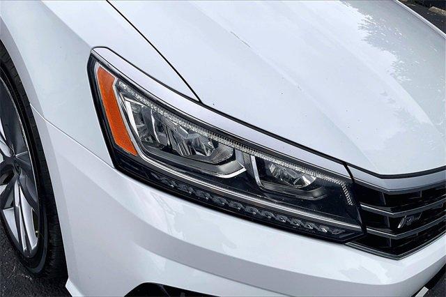 2018 Volkswagen Passat Vehicle Photo in INDEPENDENCE, MO 64055-1314