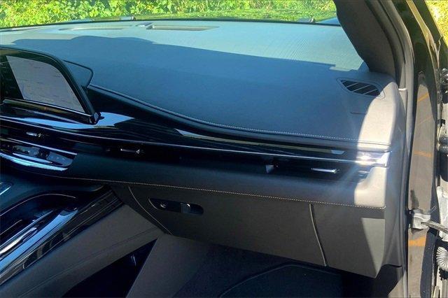 2023 Cadillac Escalade Vehicle Photo in KANSAS CITY, MO 64114-4545