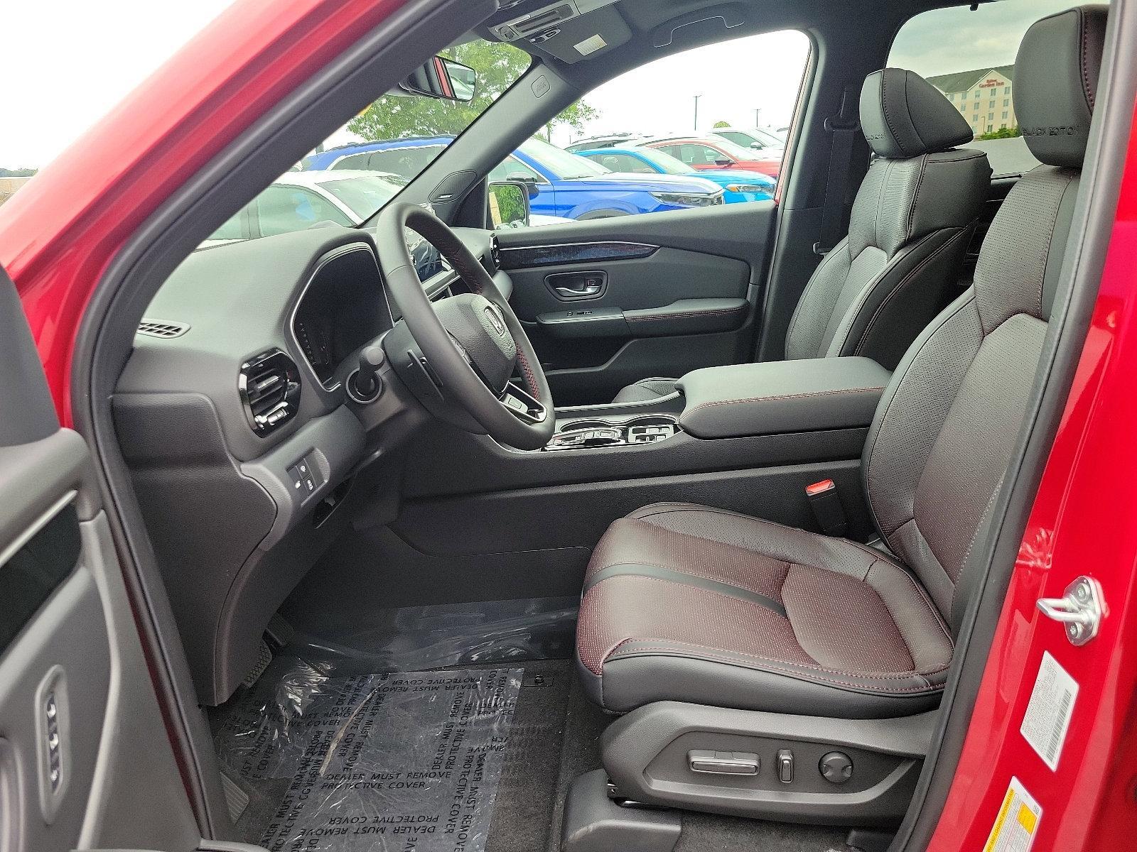 2025 Honda Pilot Vehicle Photo in Harrisburg, PA 17111