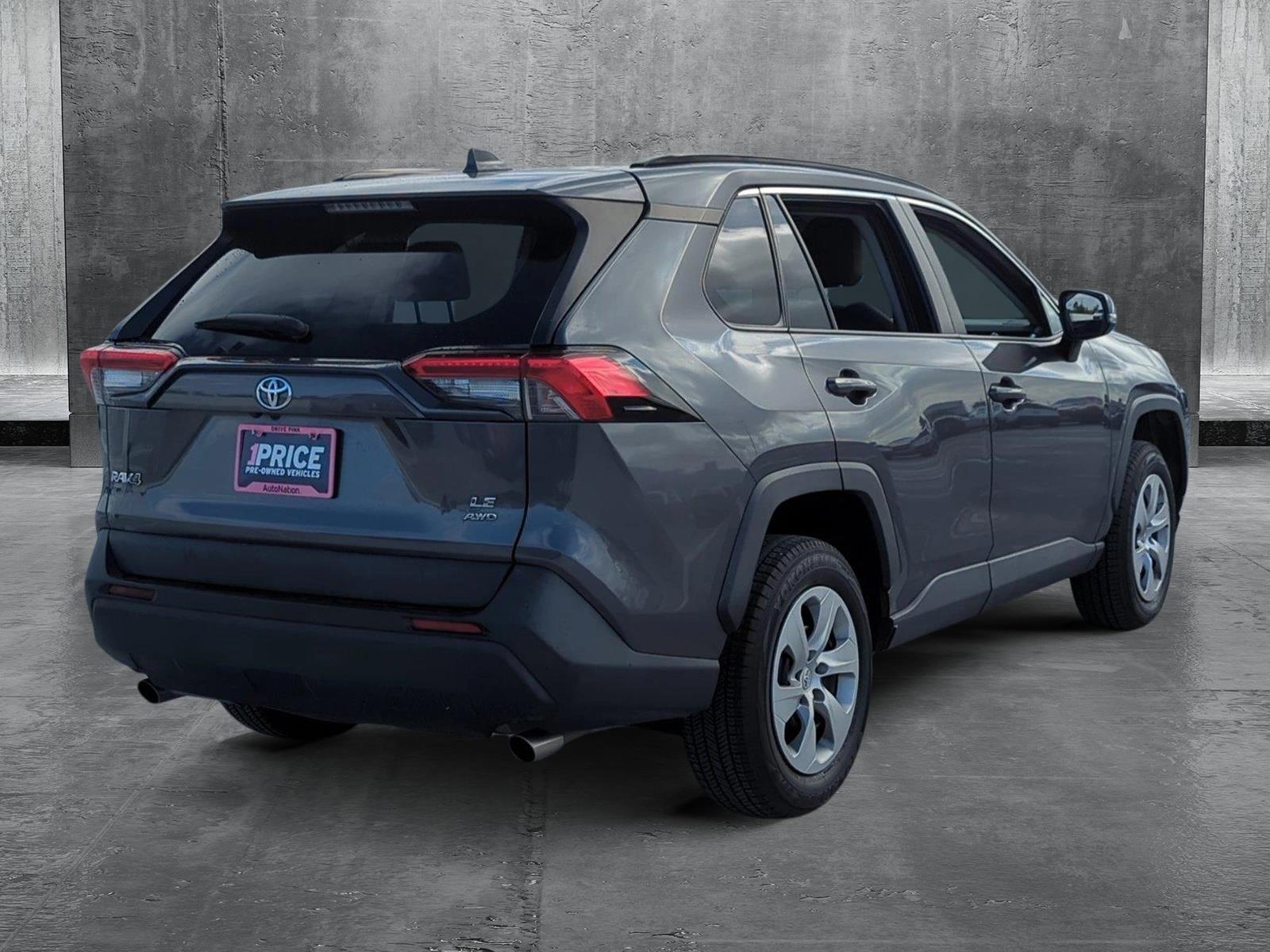 2019 Toyota RAV4 Vehicle Photo in Ft. Myers, FL 33907