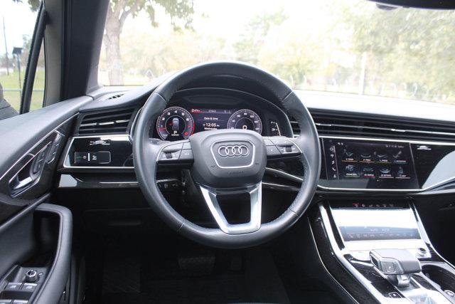 2020 Audi Q7 Vehicle Photo in HOUSTON, TX 77090