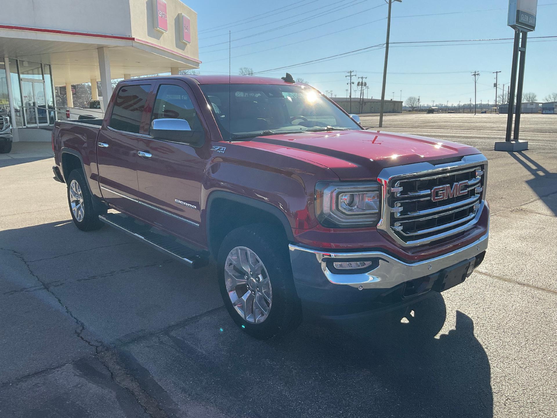 Used 2018 GMC Sierra 1500 SLT with VIN 3GTU2NEC2JG201620 for sale in Rector, AR