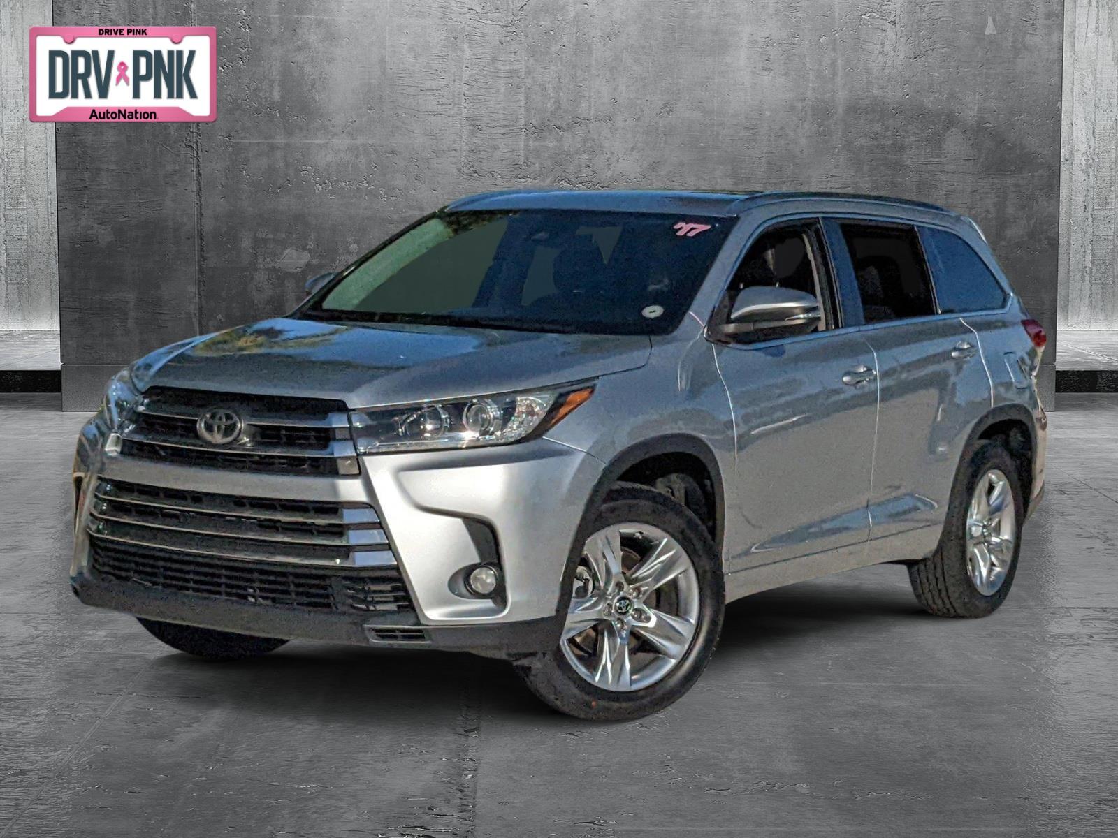 2017 Toyota Highlander Vehicle Photo in Davie, FL 33331