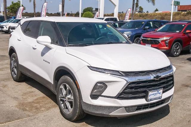 2025 Chevrolet Blazer Vehicle Photo in VENTURA, CA 93003-8585