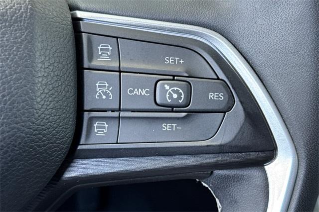 2023 Jeep Grand Cherokee Vehicle Photo in ELK GROVE, CA 95757-8703
