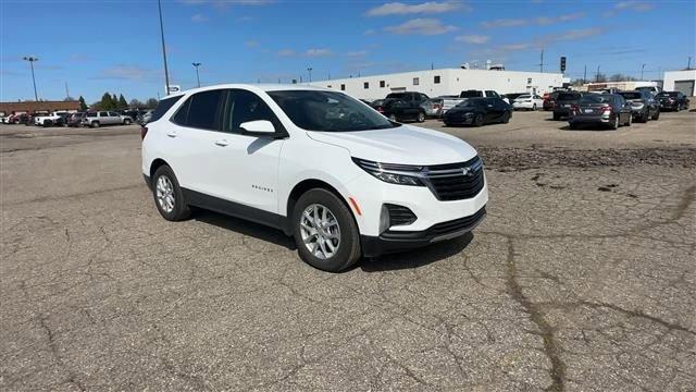 Used 2022 Chevrolet Equinox LT with VIN 3GNAXKEV3NL243920 for sale in Sterling Heights, MI