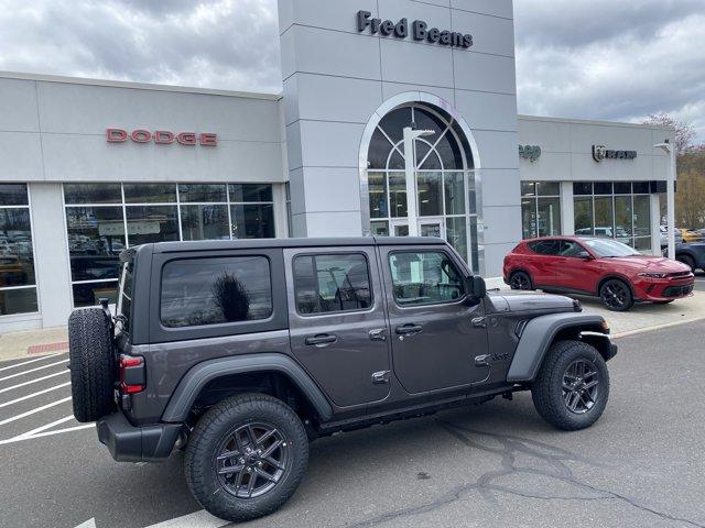 2025 Jeep Wrangler Vehicle Photo in Doylsetown, PA 18901