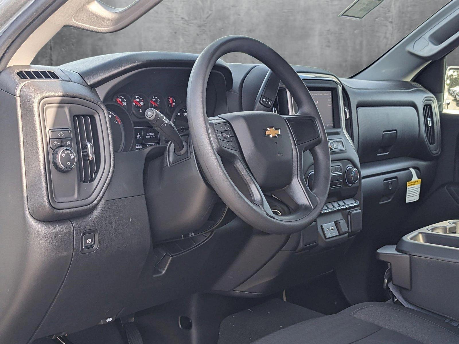 2025 Chevrolet Silverado 1500 Vehicle Photo in MIAMI, FL 33172-3015