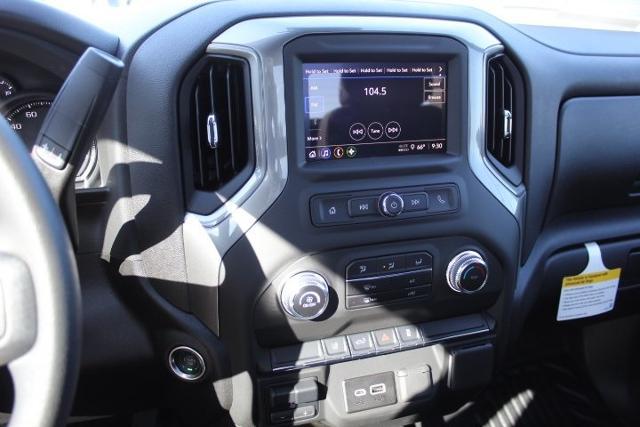 2025 GMC Sierra 2500 HD Vehicle Photo in Greenville, TX 75402