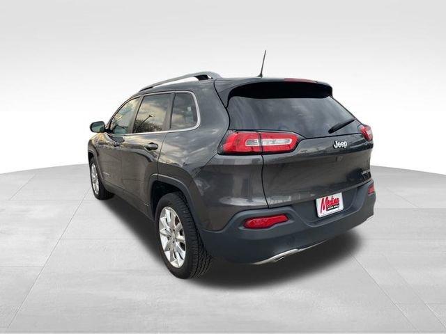2017 Jeep Cherokee Vehicle Photo in MEDINA, OH 44256-9631