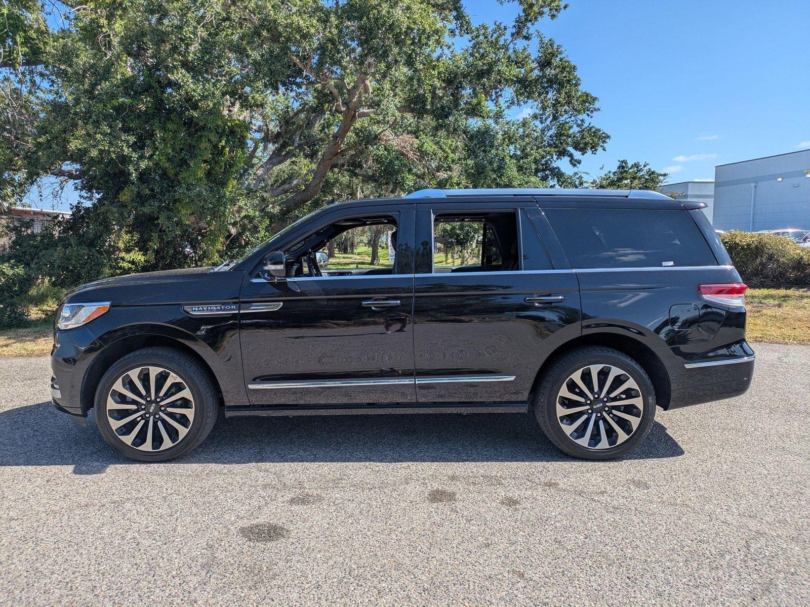 2022 Lincoln Navigator Vehicle Photo in Sarasota, FL 34231