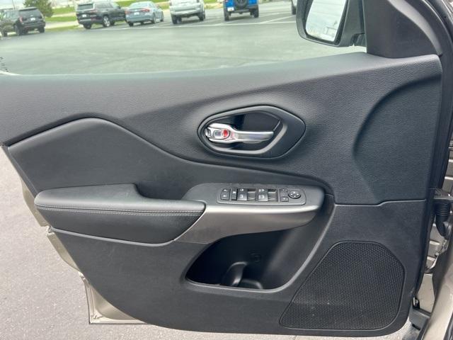 2021 Jeep Cherokee Vehicle Photo in GREEN BAY, WI 54304-5303