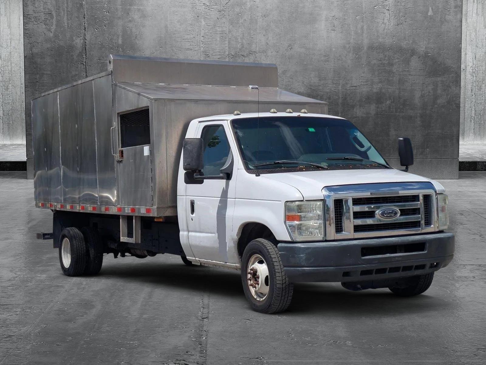 2011 Ford Econoline Commercial Cuta Vehicle Photo in GREENACRES, FL 33463-3207