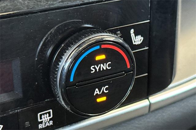 2022 Nissan Rogue Vehicle Photo in ELK GROVE, CA 95757-8703