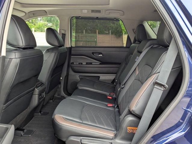 2024 Nissan Pathfinder Vehicle Photo in San Antonio, TX 78230