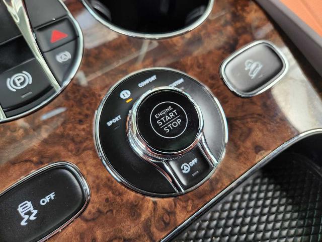 2023 Bentley Bentayga Vehicle Photo in HOUSTON, TX 77079