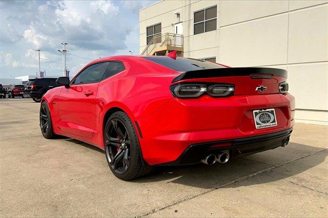 2022 Chevrolet Camaro Vehicle Photo in TOPEKA, KS 66609-0000