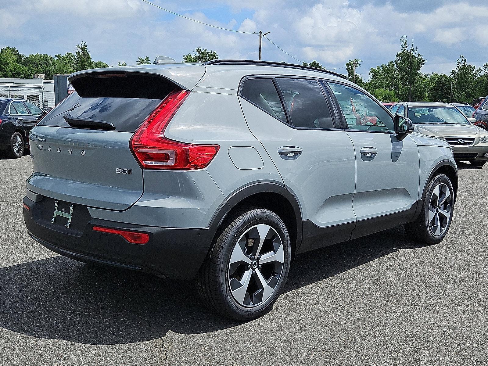 2026 Volvo XC40 Vehicle Photo in Trevose, PA 19053