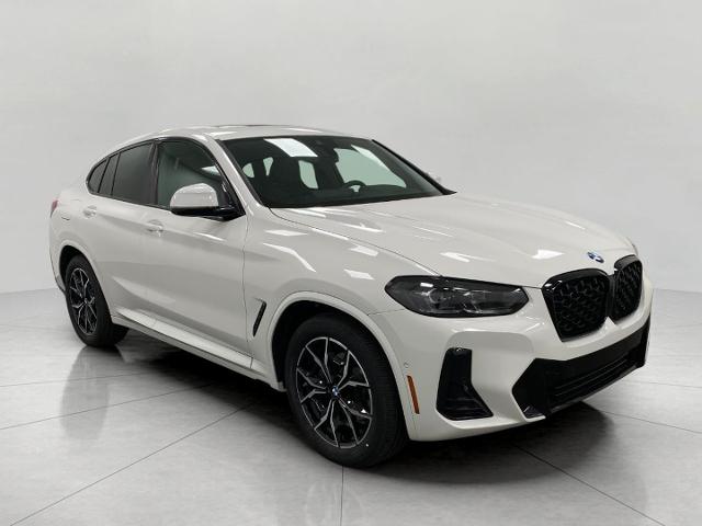 2025 BMW X4 xDrive30i Vehicle Photo in Neenah, WI 54956
