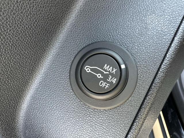 2022 Chevrolet Equinox Vehicle Photo in Roslyn, NY 11576