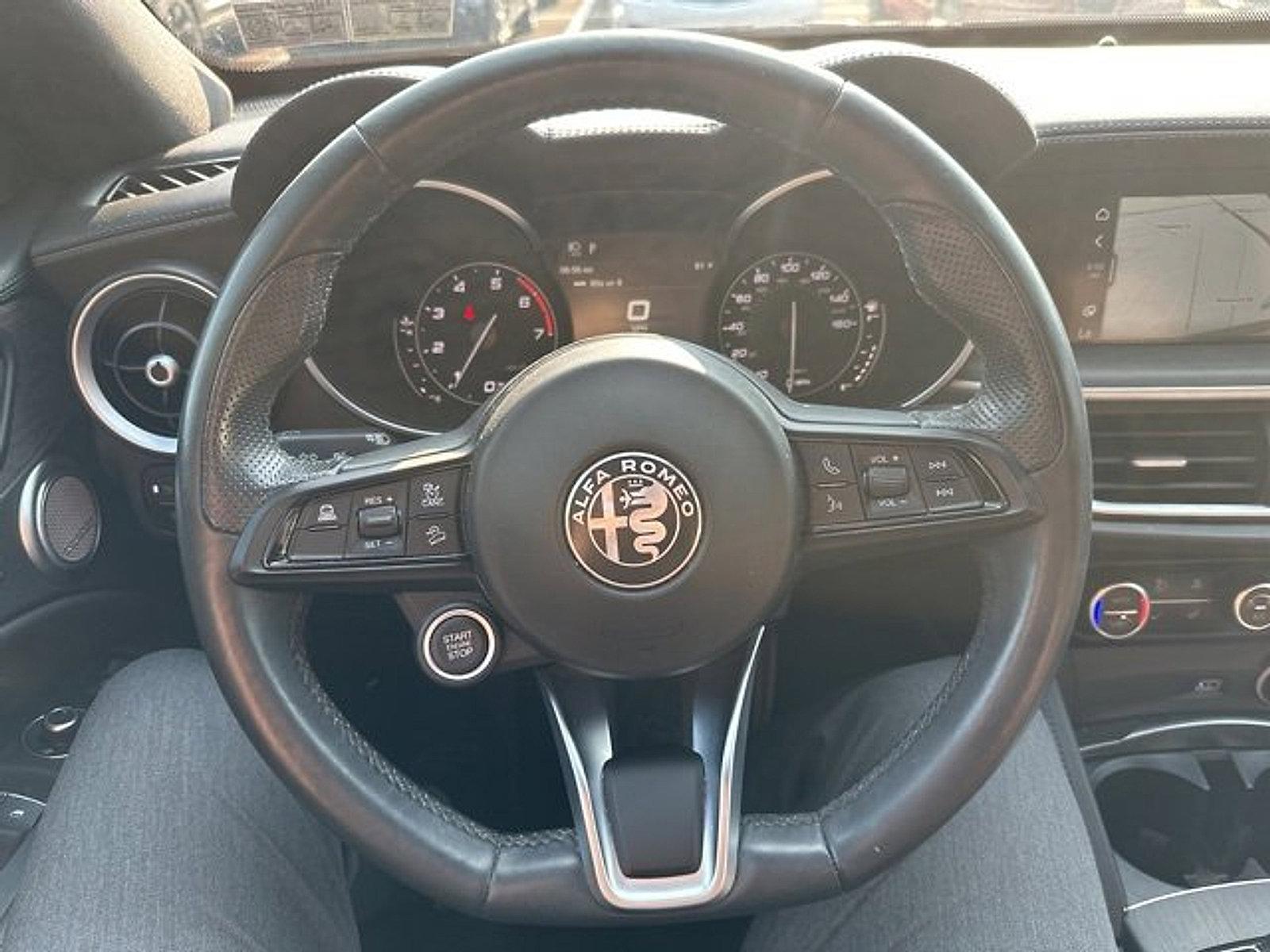 2022 Alfa Romeo Stelvio Vehicle Photo in Willow Grove, PA 19090