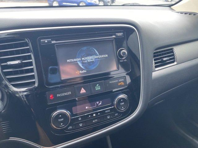2015 Mitsubishi Outlander Vehicle Photo in LANCASTER, PA 17601-0000