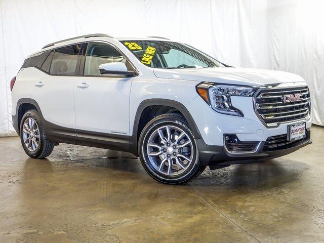 Used 2023 GMC Terrain SLT with VIN 3GKALVEG0PL256722 for sale in Bolingbrook, IL