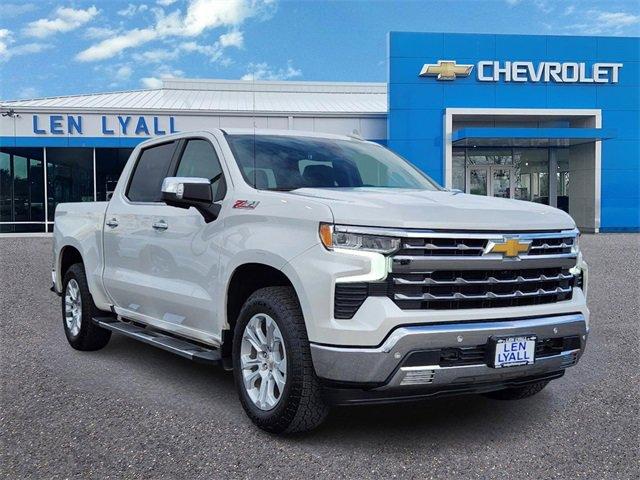 2023 Chevrolet Silverado 1500 Vehicle Photo in AURORA, CO 80011-6998