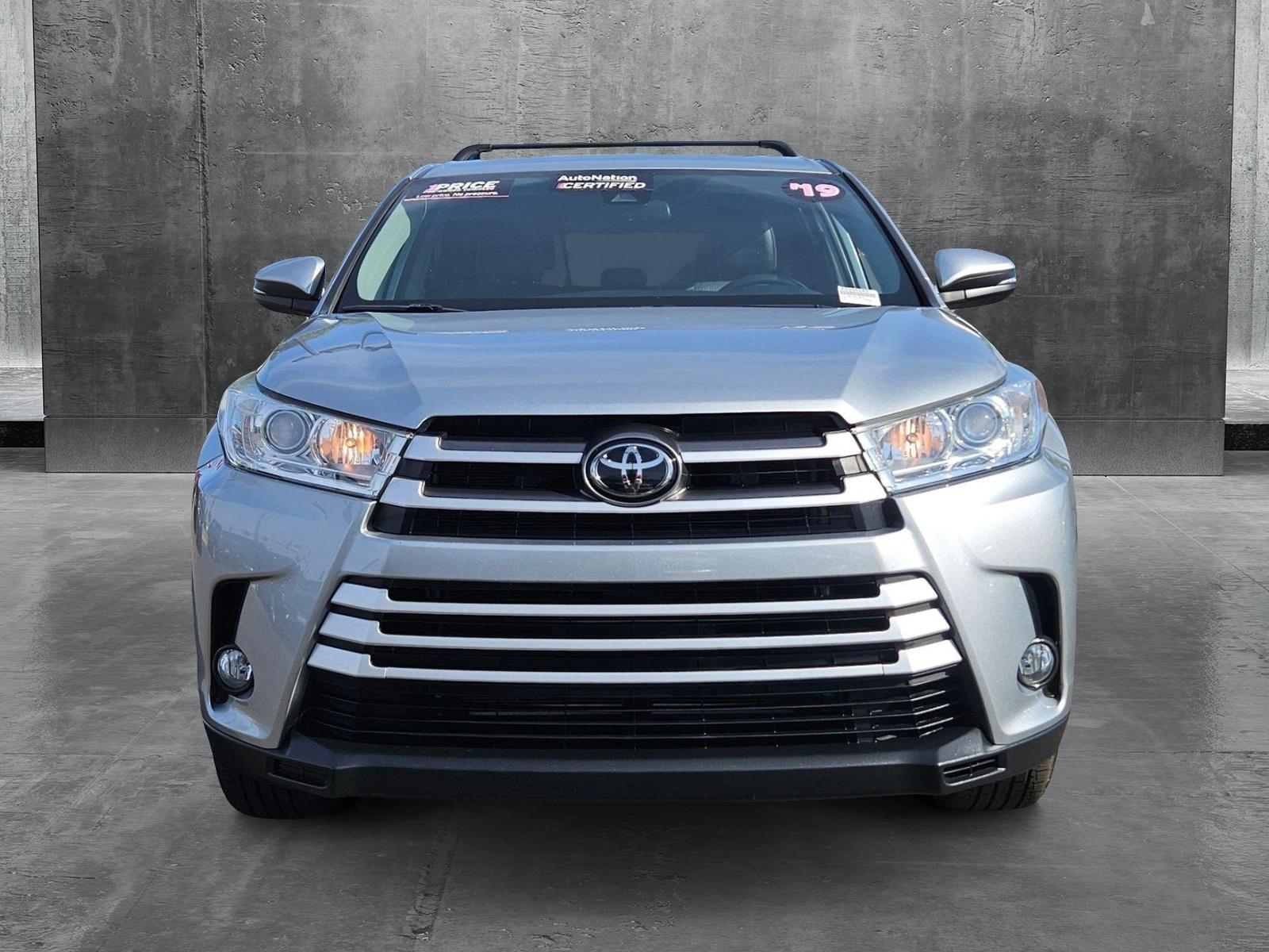 2019 Toyota Highlander Vehicle Photo in PEORIA, AZ 85382-3715