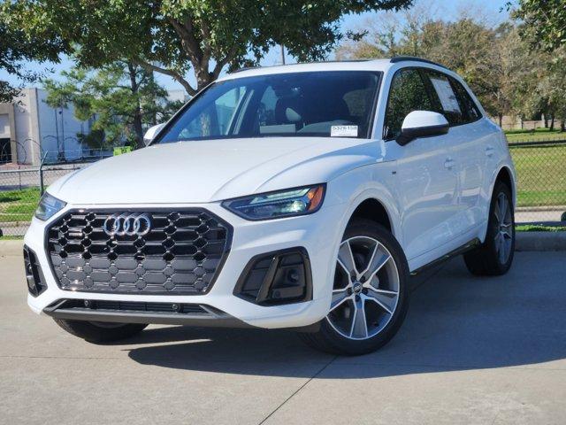 2025 Audi Q5 Vehicle Photo in HOUSTON, TX 77090