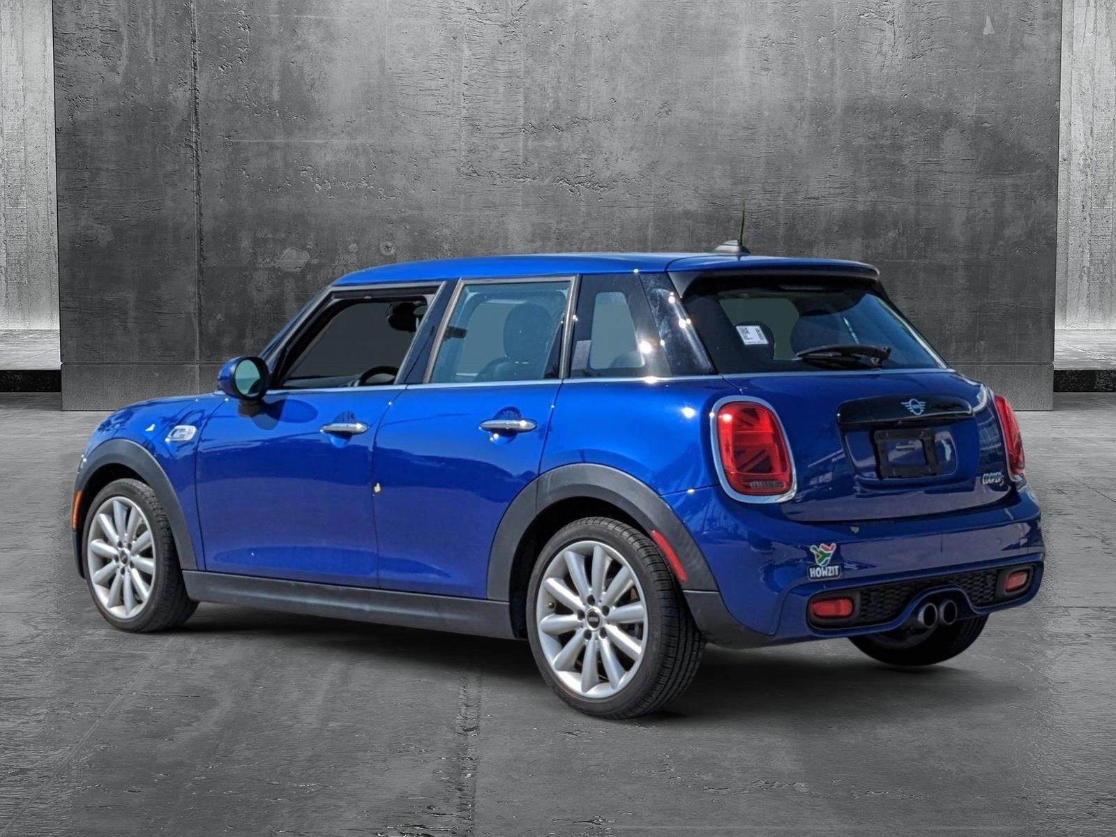 2019 MINI Cooper S Hardtop 4 Door Vehicle Photo in Delray Beach, FL 33444